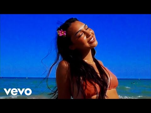 Elle Darlington - summer crush (Official Video)