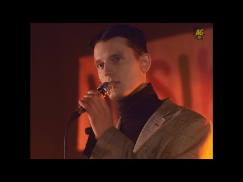 AG x Laura Põldvere - Miskit Muud (M&M's)