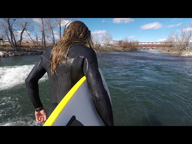 Boise river wave & Grassroots Powder surfing