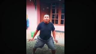 Download lagu Video lucu joget Tik tok Tarmin ngaklak part 2 😂 mp3