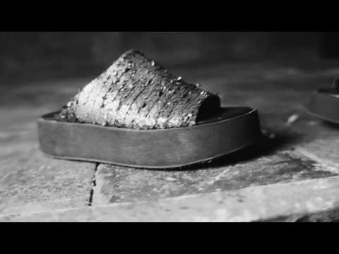 download lagu mp3 mp4 Puro Secret Shoes, download lagu Puro Secret Shoes gratis, unduh video klip Download Puro Secret Shoes Mp3 dan Mp4 Music Gratis