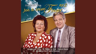 Kleine Blonde Mariandel