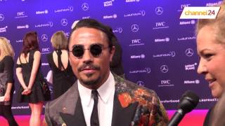 WATCH: 2 minutes with 'salt bae' video