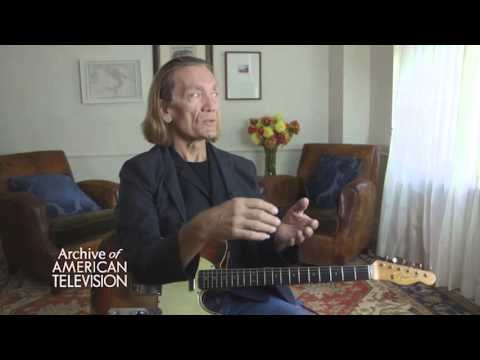 G.E. Smith on being the music director on "Saturday Night Live" - EMMYTVLEGENDS.ORG