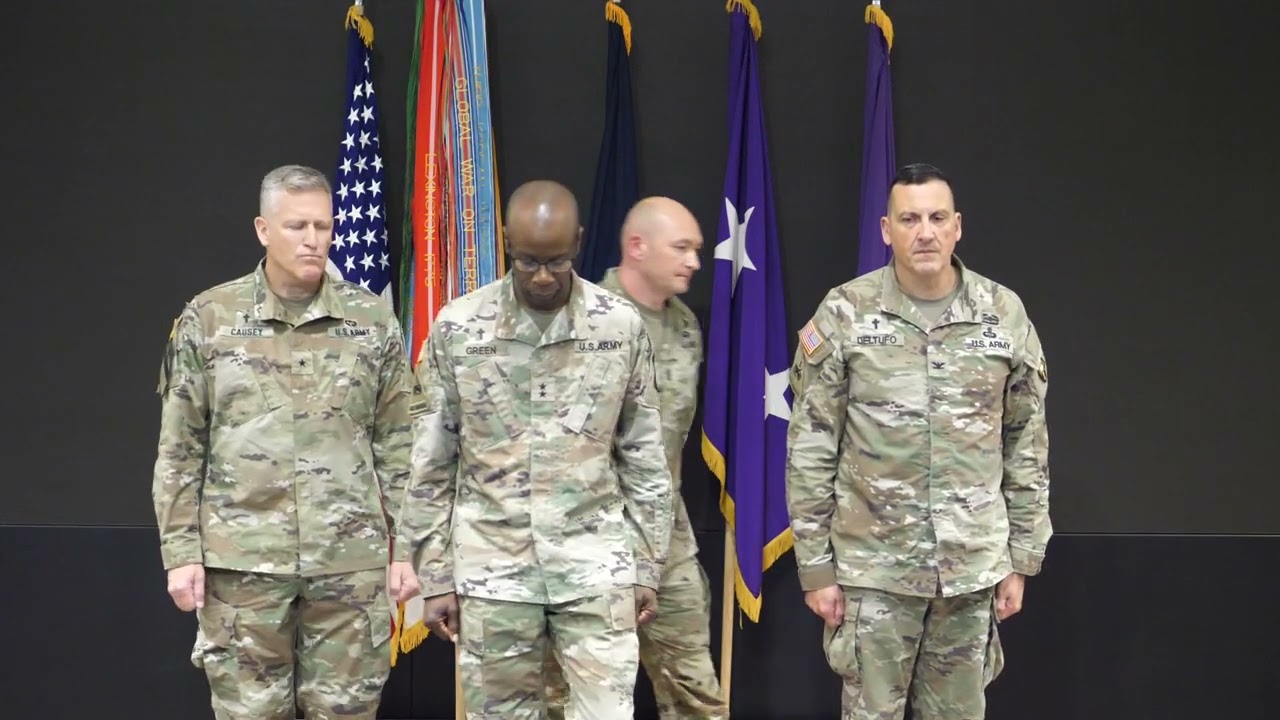 USA-IRL CHANGE OF COMMANDANT CEREMONY