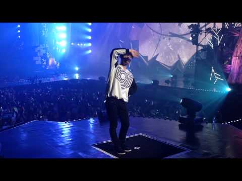 Lay (Yixing) Focus @ The lost planet in bangkok 140913