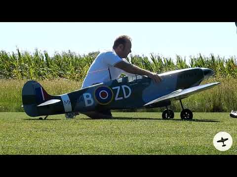 GIANT BRUTAL SOUND VINTAGE FIBERGLASS 1:4 RC SPITFIRE SCALE FLIGHT