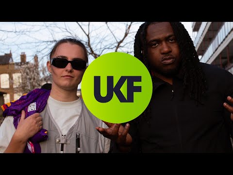 Anaïs x LEVi - Tekkers