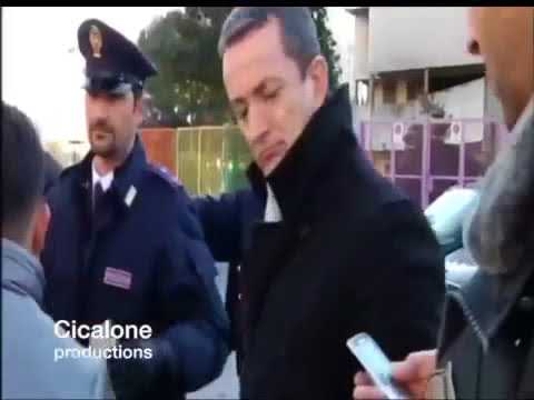 Documentario   La Polizia entra a Scampia