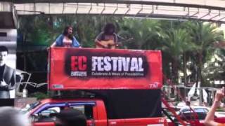 Download lagu Diandra Arjunaidi - Angkasa mp3 Download lagu Diandra Arjunaidi - Angkasa mp3