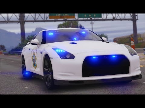 LSPDFR - Day 881 - Highway Patrol GT-R