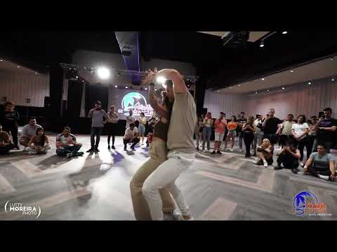 Adrián & Montse @ Esencia Paradise [Román, Kira Brown - Dícelo]