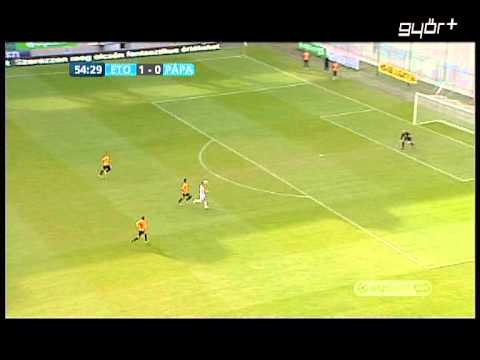 Lelépték a Pápát