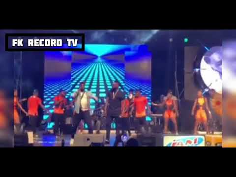 Bebi Philip au Concert de Mix Premier