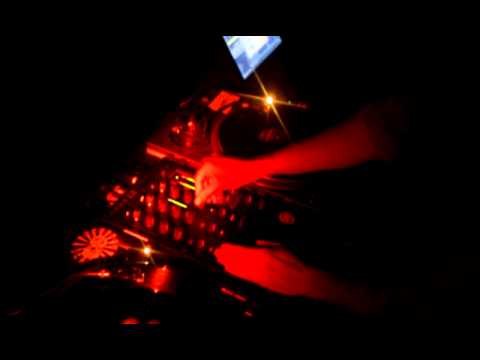 Tekforce 23 - Tek - Party - J Saw - Beatmatching. part.1