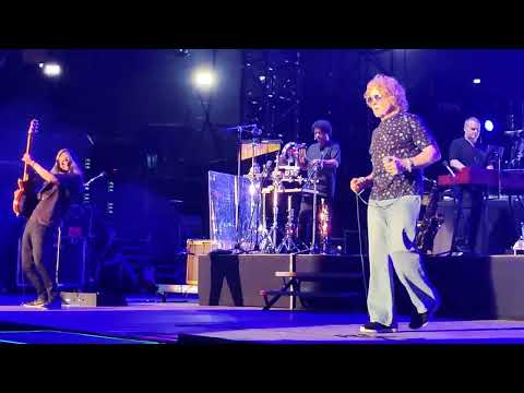 SIMPLY RED  "Stars" (live Arènes de Nîmes 25-06-2023)