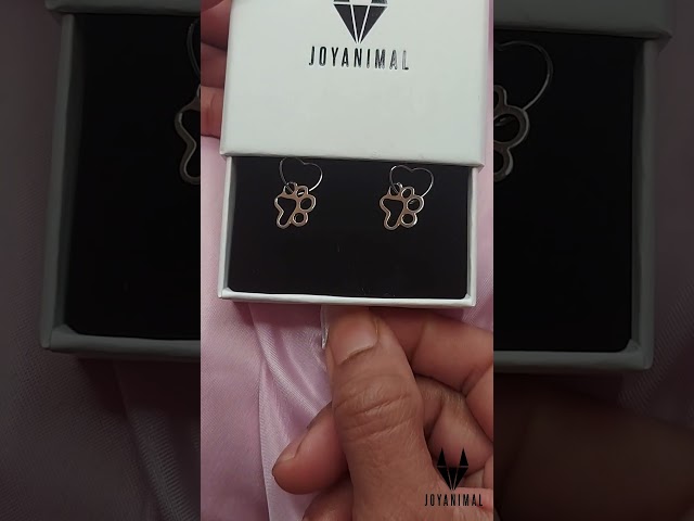 Vídeo relacionado con Hifeeled Pendientes Gato Plata de Ley 925 Pendientes Luna y Estrellas Para Mujeres Niñas Amante de Los Animales Regalos Cumpleaños Día de San Valentín Originales