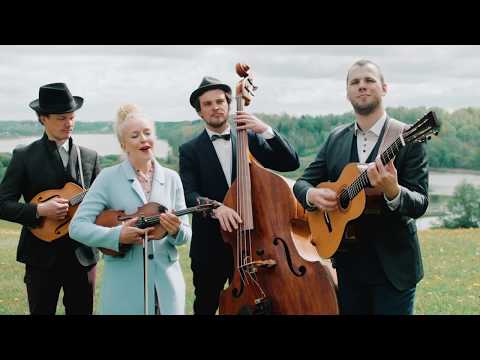 Curly Strings // Laulupesa lapsed - Annan käe [Official Music Video]