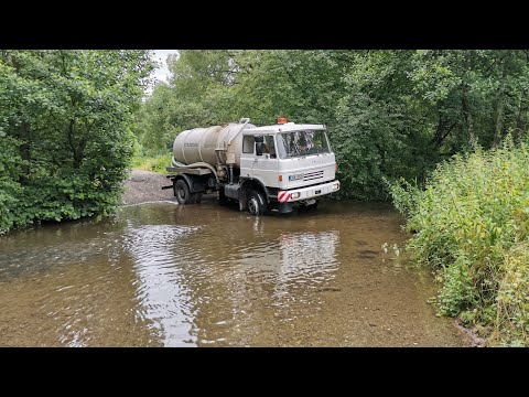Liaz 110 průjezd potokem