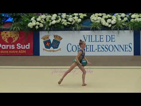 Hélène KARBANOV (FRA) ball - 2018 Corbeil junior AA