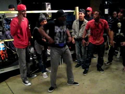 Sin Strangla aka Twin Outrage Vs. Kid Klash - Sin Strangla aka Twin Outrage