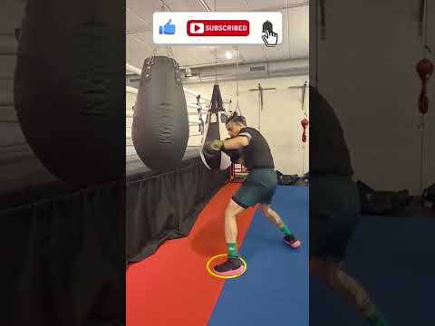 a direct left punch #boxing #boxingworkout #sports #mma #ufc #glory #footwork #wbc #gym #miketyson