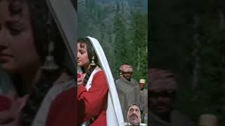 Download lagu sada na Bulbul nagme gaye: #Lata Mangeshkar! 90s best Hindi song!Zeba Bakhtiar!Rishi , film HEENA mp3