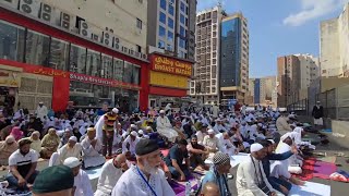 يوم الجمعة وطريقي الى المسجد الحرام من شارع الهجرة