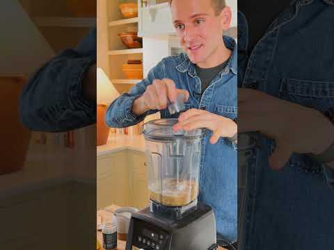 Swap out your store-bought hummus with this homemade creamy and super-delicious version!