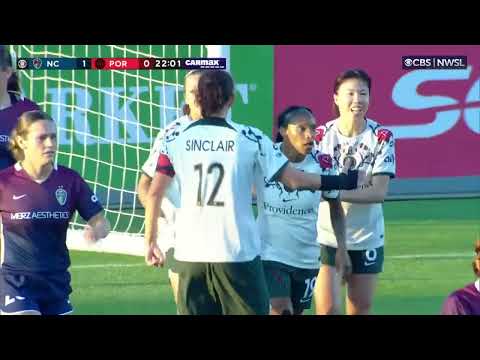 GOAL | Crystal Dunn equalizes for Portland in the 22'