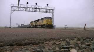 preview picture of video 'Eastbound UP Manifest Train at Tie Siding, Wyoming (Sherman Hill)'