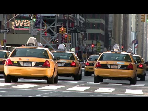 NYC Taxi, Uber & Lyft Drivers Rally For Pay Raises