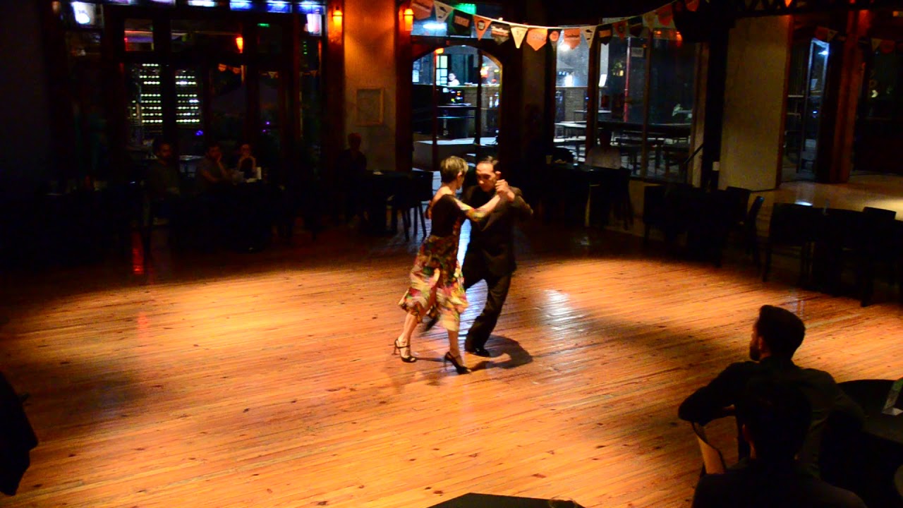 Aurora Lubis y Jonathan Spitel 2 . exhibición . 29/9/2019