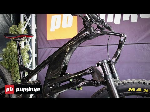 Garfo de ligação selvagem na bicicleta de enduro de carbono da Structure Cycleworks | Sea Otter 2019