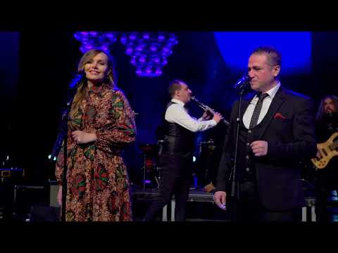 Grupa FONTANA & Elena Andonovska - Niknalo cvekje shareno (Live Concert)