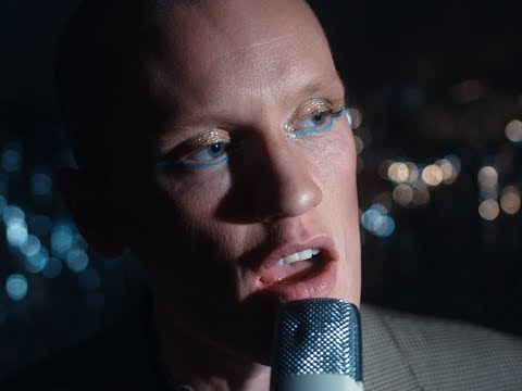 Grísalappalísa - Þrjúhundruðsextíuogfimmdagablús (sjáðu hjónin) (Official Music Video)