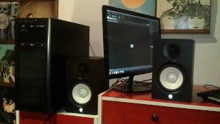 Video thumbnail for Yamaha HS50M studio monitors as desktop speakers by Jakov Latkovic