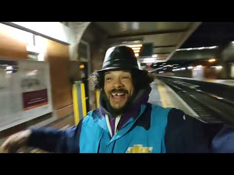 Start with a 37 and end with a 37 - Night time trainspotting