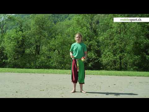 Il circo a scuola – Giocoleria: Una, due, tre palline – Seconda tappa con due palline