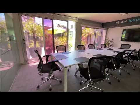 Video de YouTube - Oficina en Venta de 10 ambientes con  Patio en Punta Carretas, Montevideo