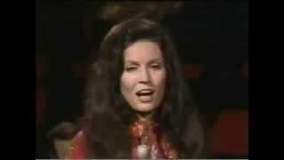 Conway TwittyLoretta Lynn-Lead Me On