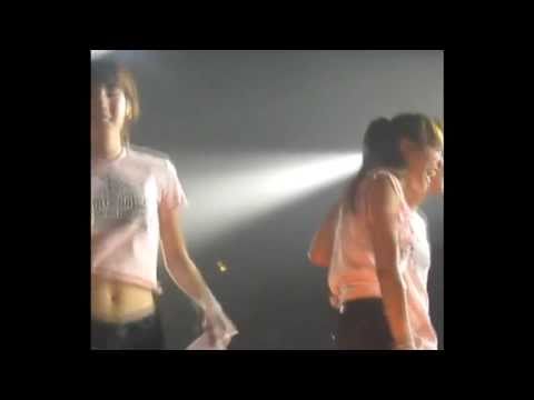 [HD/FANCAM] 110610 SMTOWN PARIS - KYUTORIA (CLEARER)