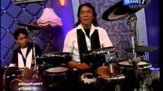 Download lagu H.Rhoma Irama - Tabir Kepalsuan 2012 mp3 Download lagu H.Rhoma Irama - Tabir Kepalsuan 2012 mp3