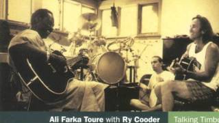 Ali Farka Touré & Ry Cooder - Soukora