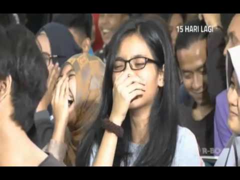 Awwe Stand Up Comedy Super - Seru