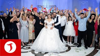 Download lagu Super Dasem me Sinan Hoxha dhe Fatmira Brecani - Halit & Klementina Dasma e Plote mp3