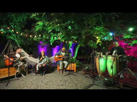 UN AMOR TU - DAVID DEFLORES & VANESSA VALDEZ