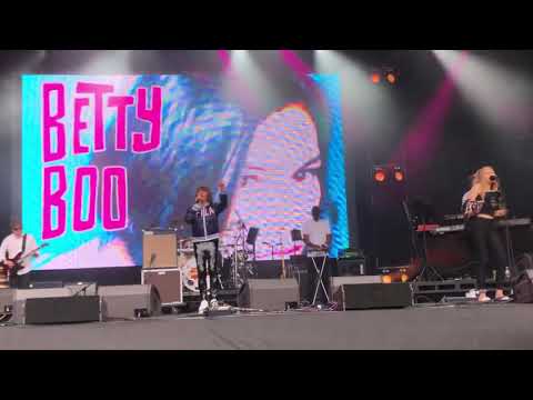 Betty Boo - Doin’ the Do (Live Let’s Rock Essex 2019)