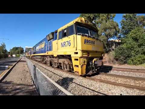 #NR76, #NR85, #9323 & #G537 lead 6MP5 through keswick