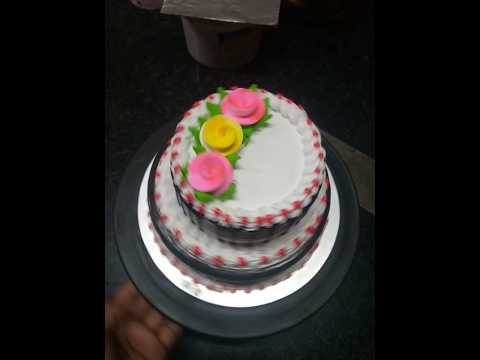 teen Pavani cake